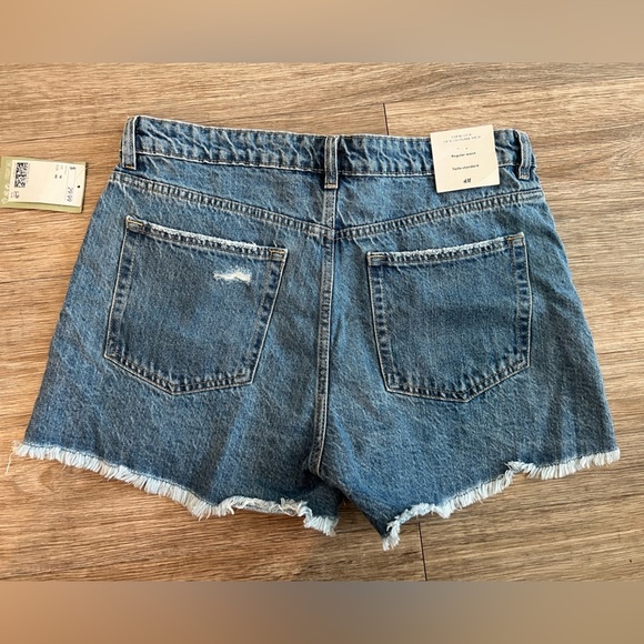 H&M Blue Distressed Jean Shorts 14 - Picture 6 of 6